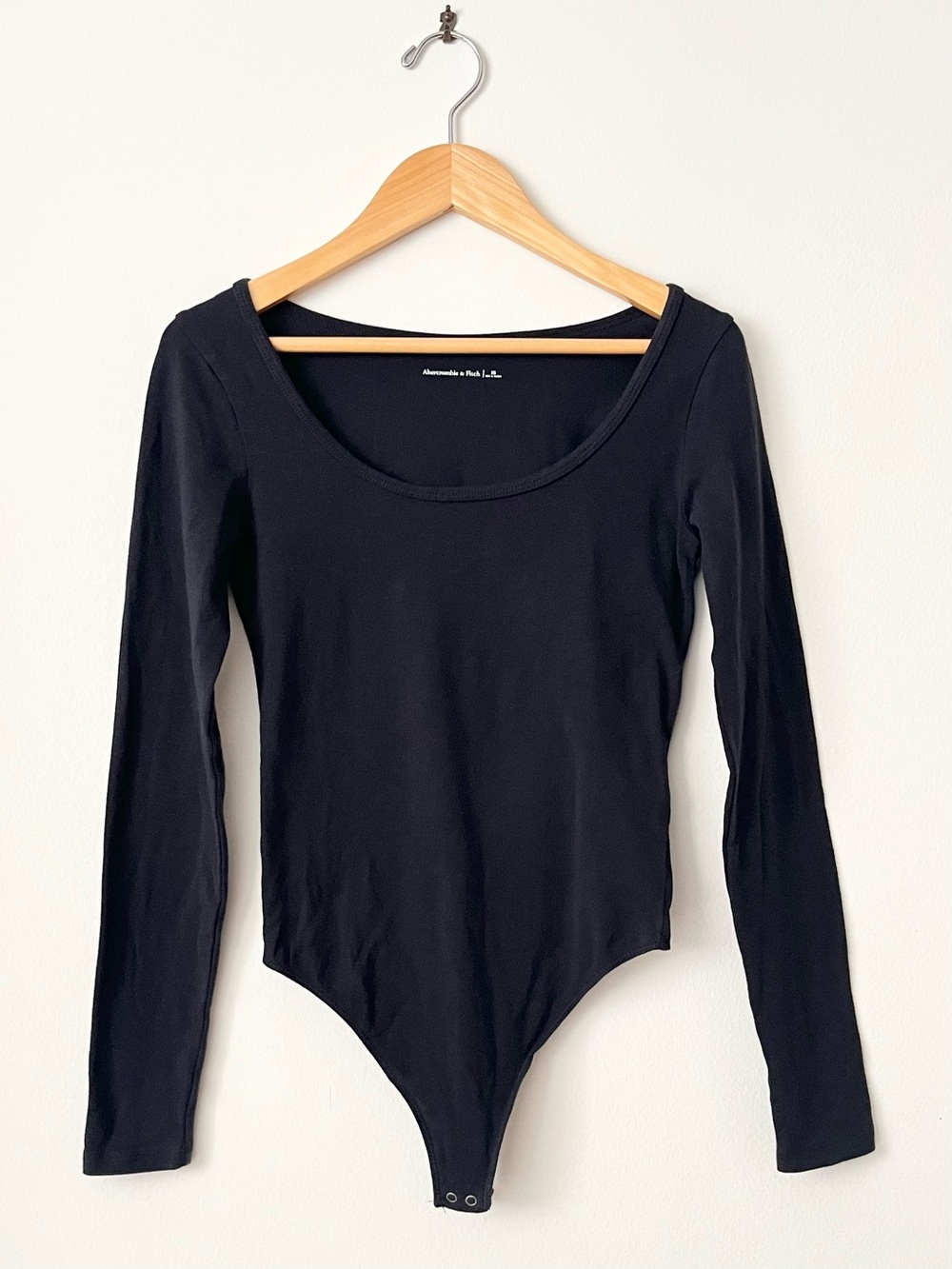 Abercrombie & Fitch Women's Long-Sleeve Scoop Neck Bodysuit Black XS Balletcore